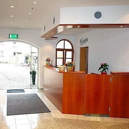 Erlenbacher Hof 3*