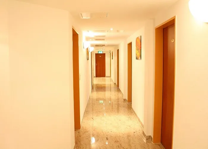 Szálloda Erlenbacher Hof 3*